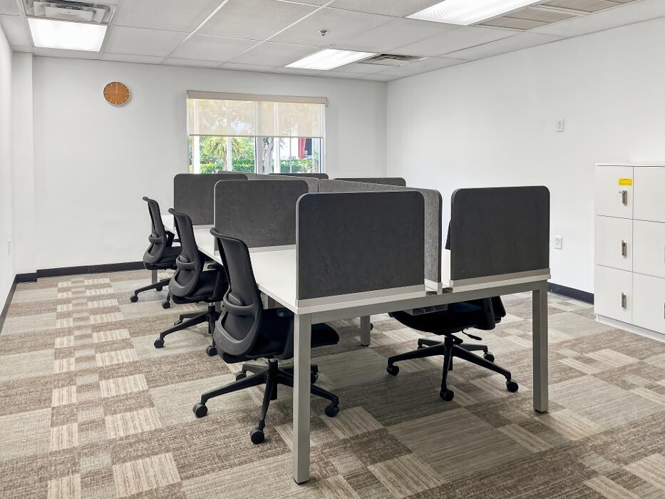 Images Regus Industrial Dr