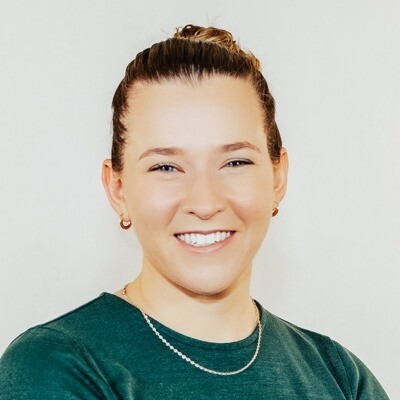 Jennifer Lee Logo
