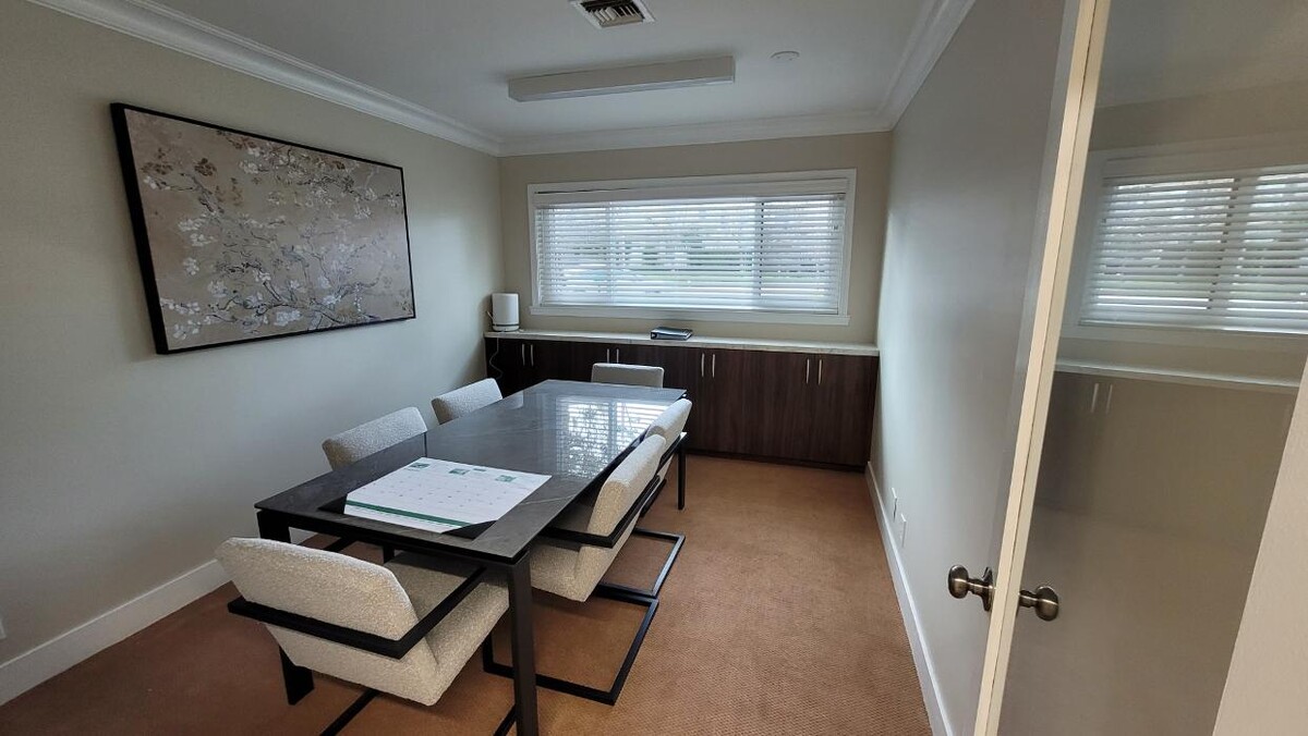 Images Duggan's Serra Burlingame