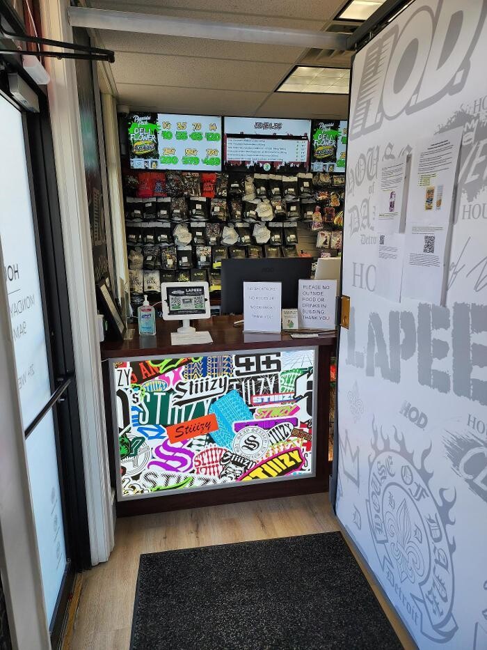 Images House of Dank Recreational Cannabis - Lapeer