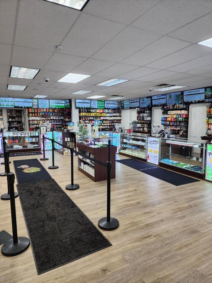 Images House of Dank Recreational Cannabis - Lapeer