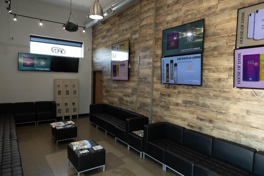 Images House of Dank Recreational Cannabis - Fort St.