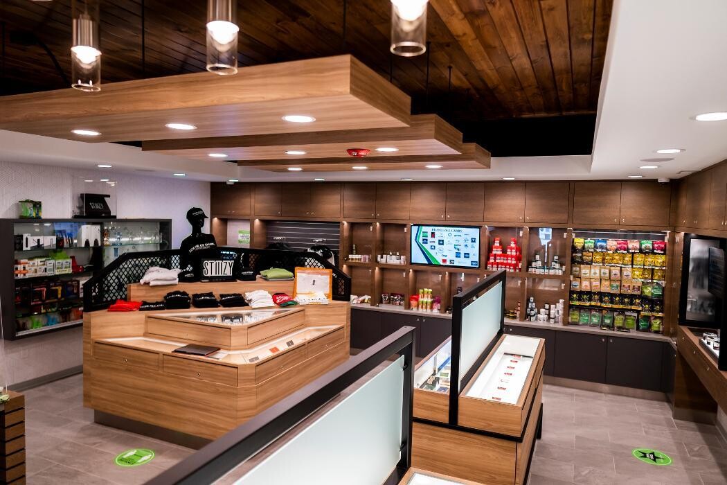 Images House of Dank Recreational Cannabis - Traverse City