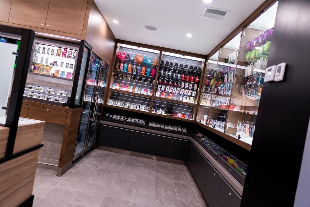 Images House of Dank Recreational Cannabis - Traverse City