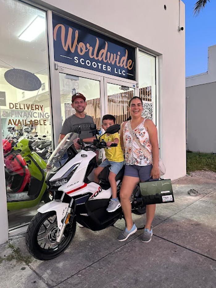 Images Worldwide Scooter
