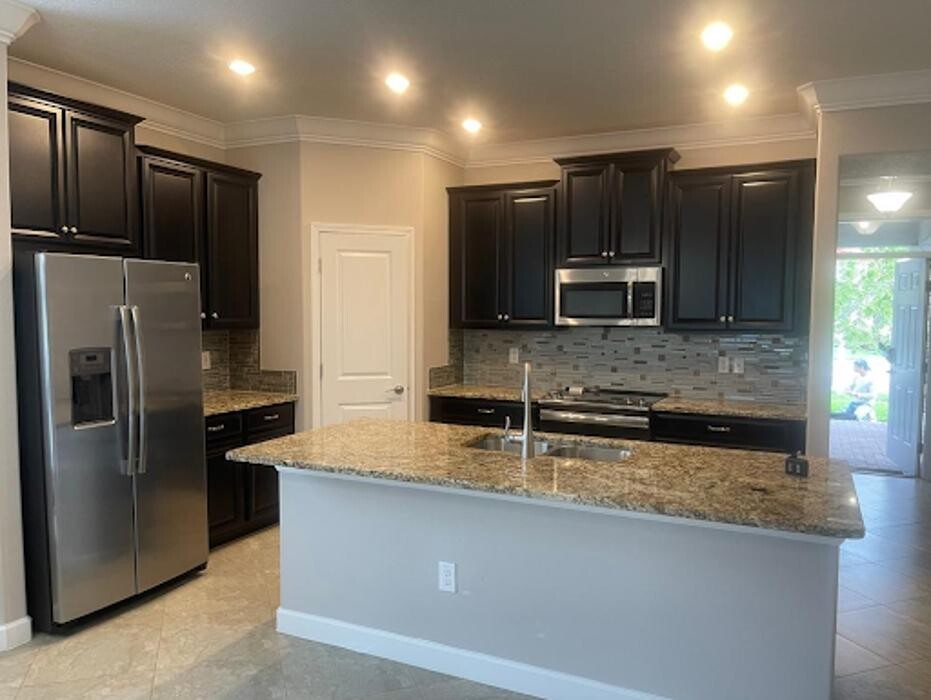 Images AC the Best American Painting INC