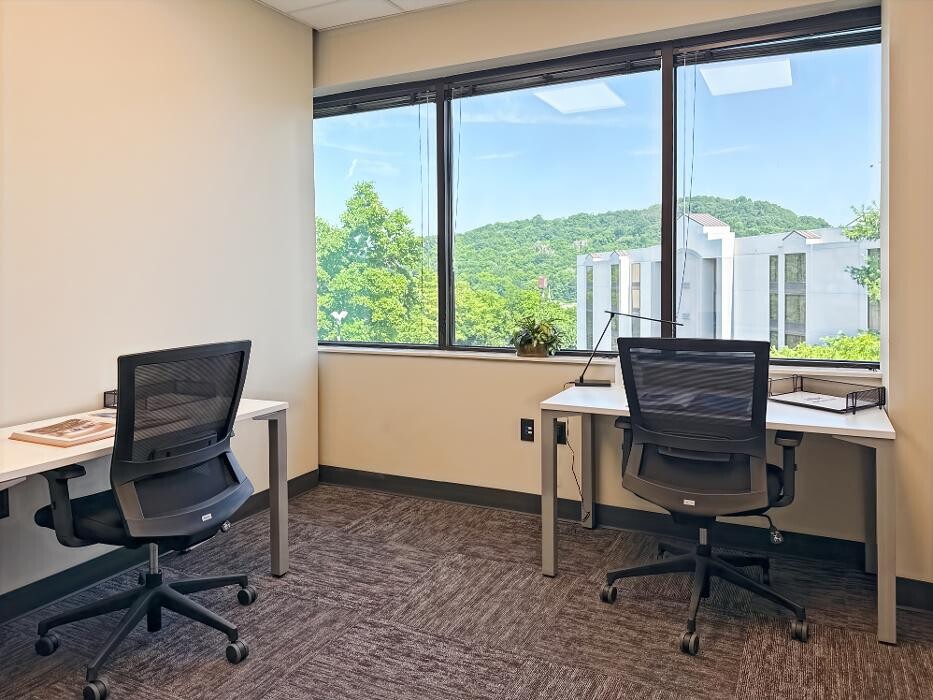 Images Regus Valley View