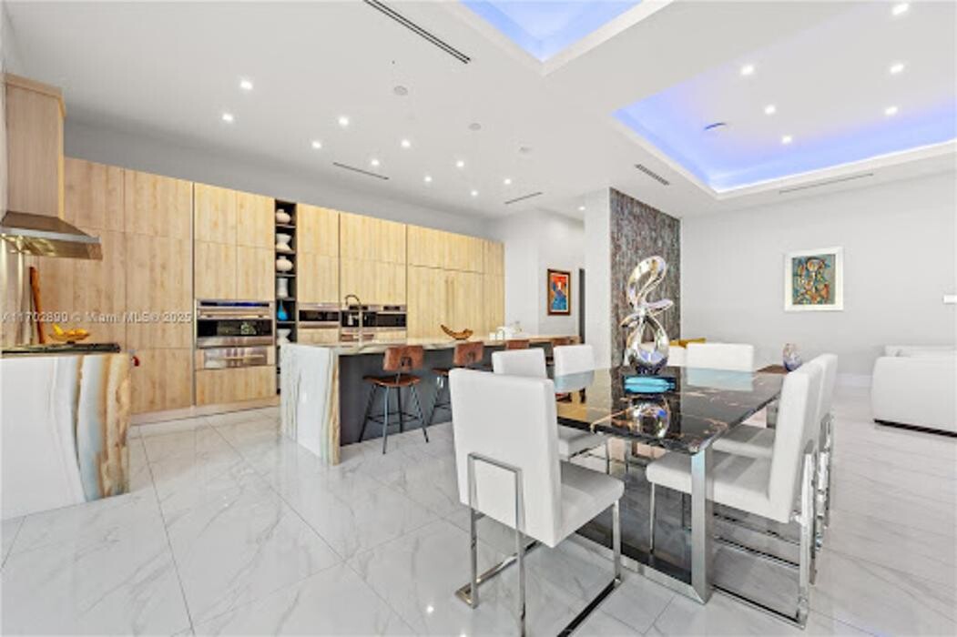Images Casabella Miami Realty