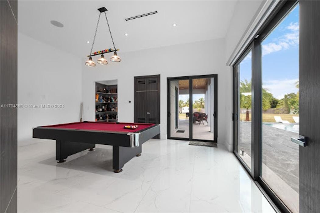 Images Casabella Miami Realty