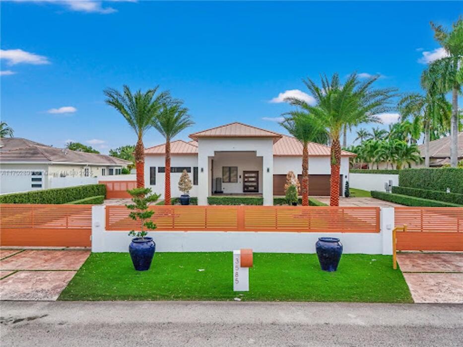 Images Casabella Miami Realty