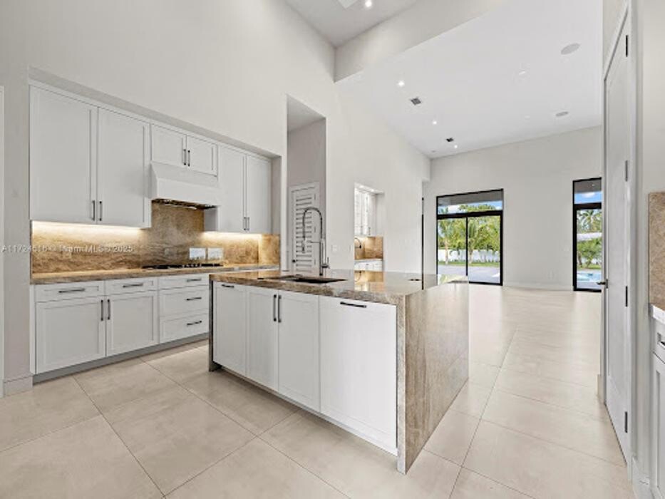 Images Casabella Miami Realty