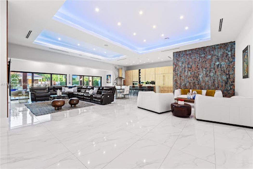 Images Casabella Miami Realty