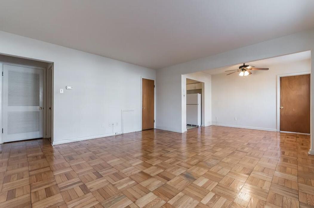 Images Sheldrake Apartments