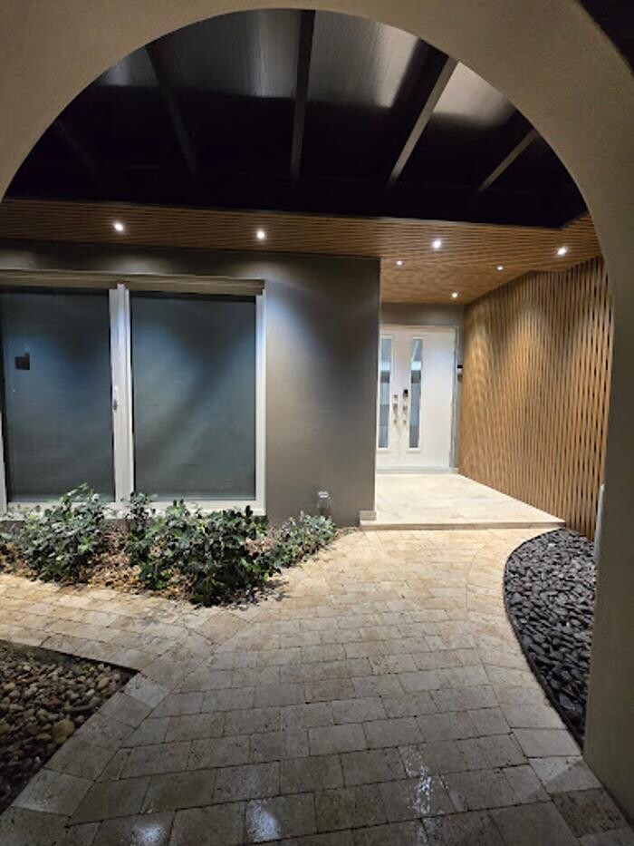 Images Renovations Patio & Pergolas