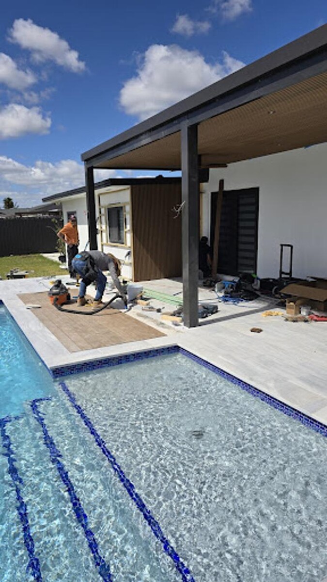 Images Renovations Patio & Pergolas