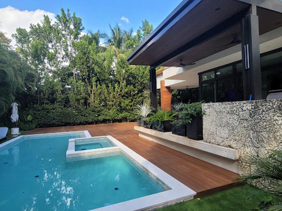 Images Renovations Patio & Pergolas