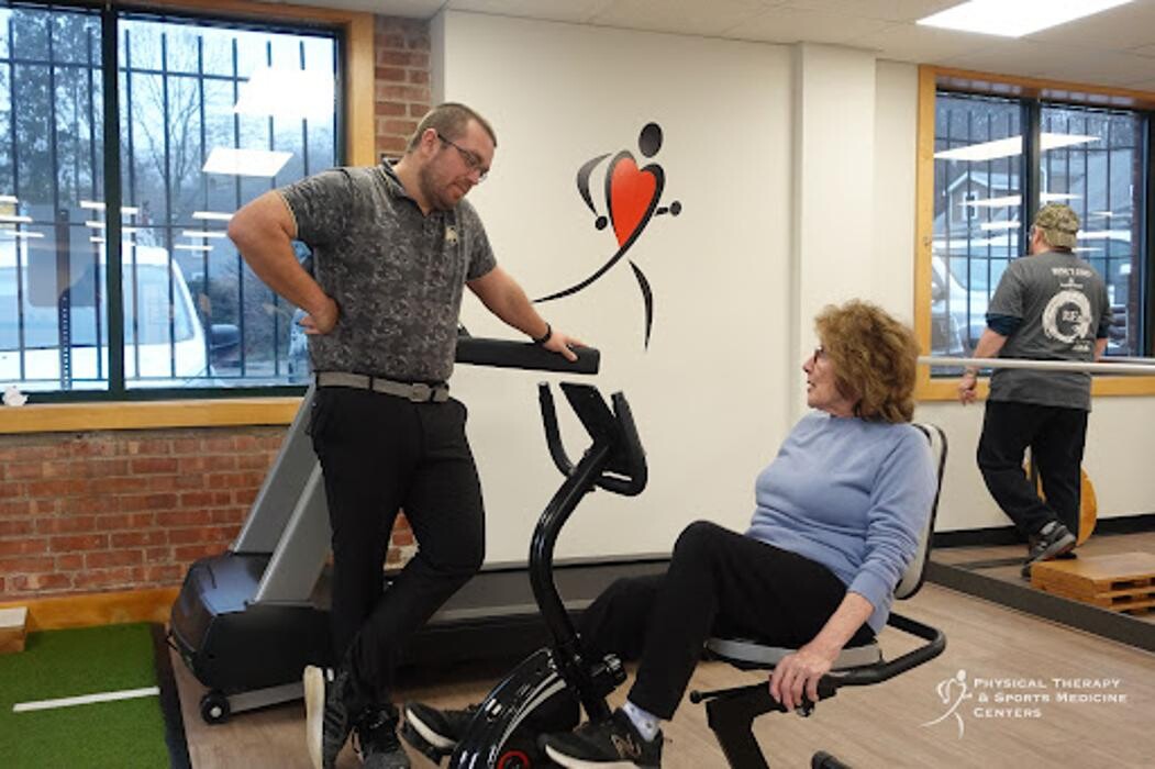 Images PTSMC Branford (Physical Therapy & Sports Medicine Centers)
