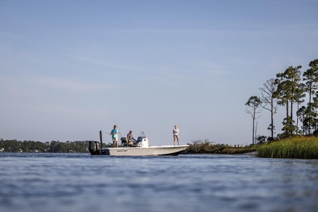 Images Friday's Malise Marine