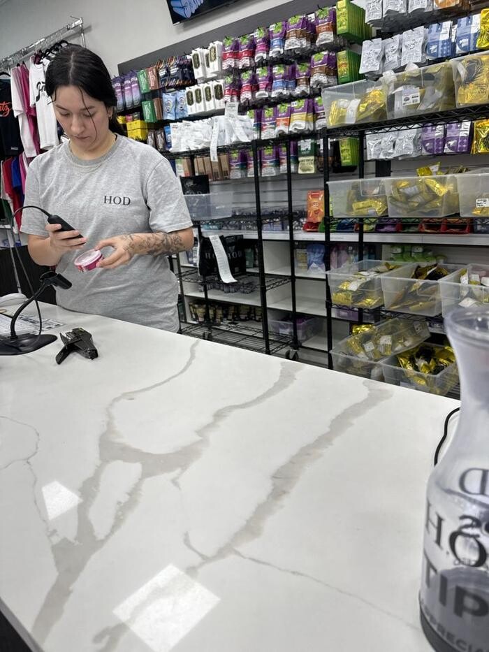 Images House of Dank Recreational Cannabis - Monroe