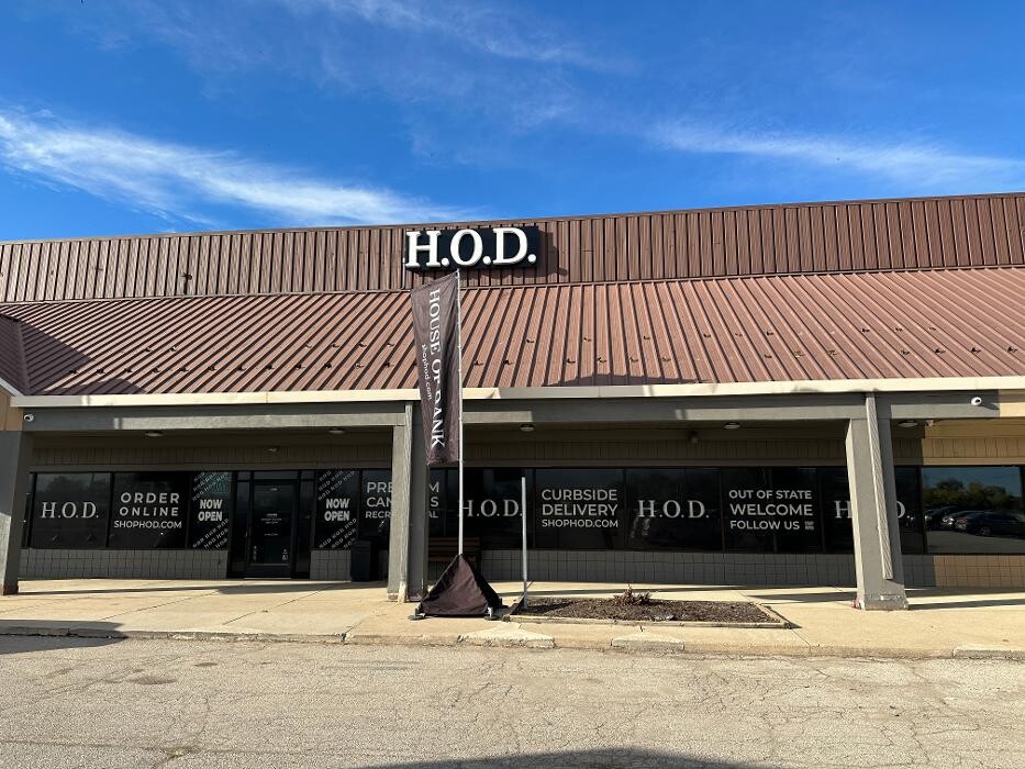 Images House of Dank Recreational Cannabis - Monroe