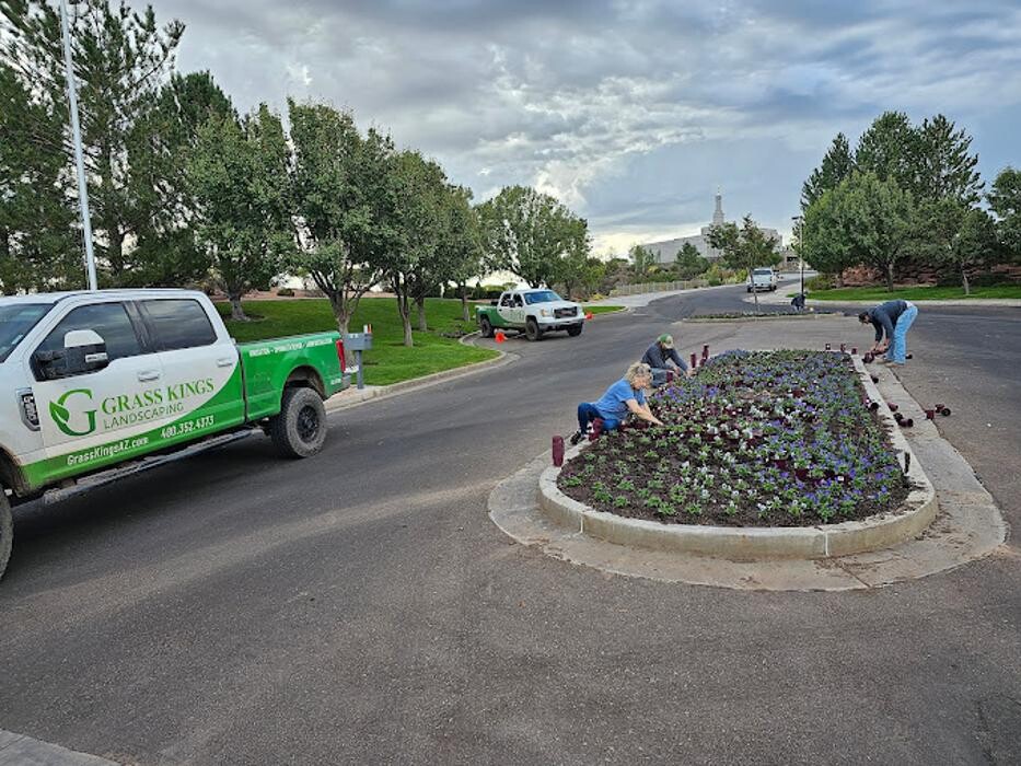 Images Grass Kings Landscaping