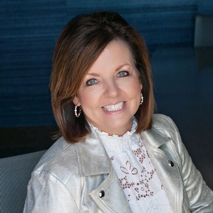 Images Carol Moore Dorsey- Coldwell Banker Heritage Realtors