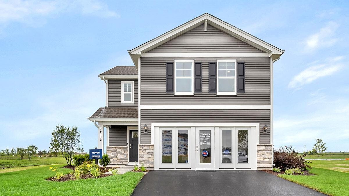 Prairie Ridge Traditional Single Family by D.R. Horton Logo