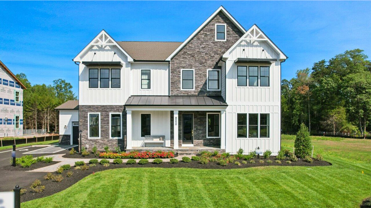 Stillview Acres by D.R. Horton Logo