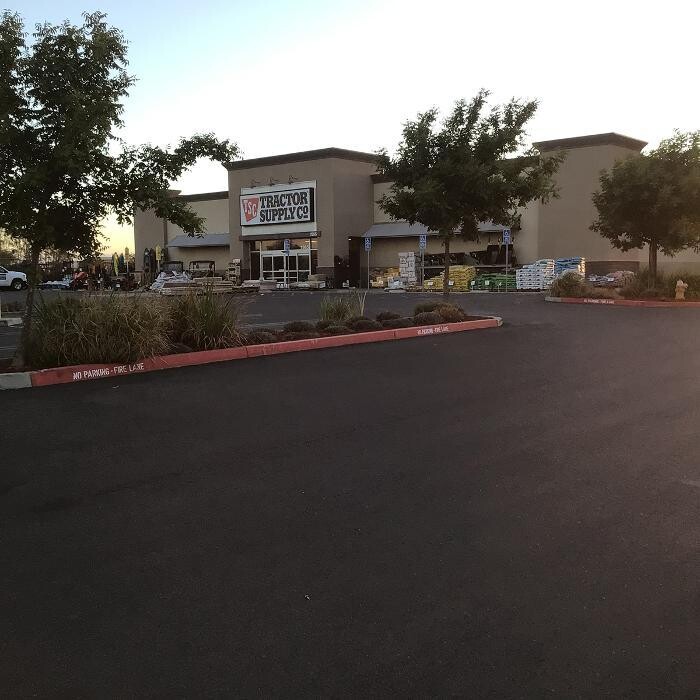 Images Tractor Supply Co.