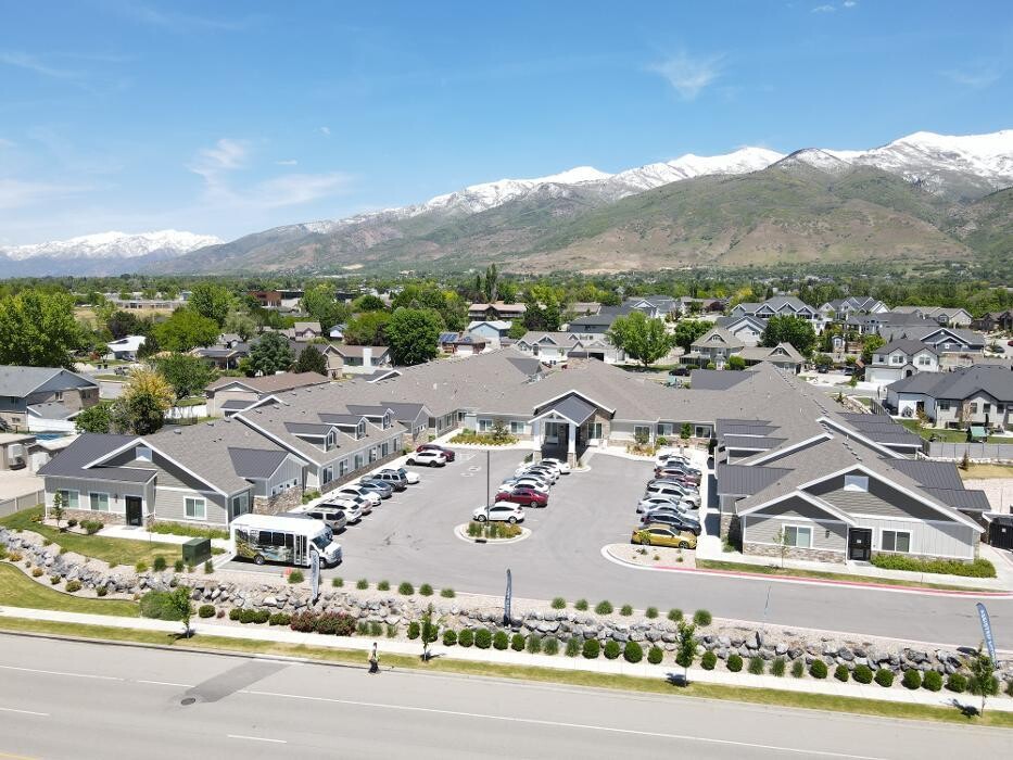 Images Whisper Cove Assisted Living and Memory Care