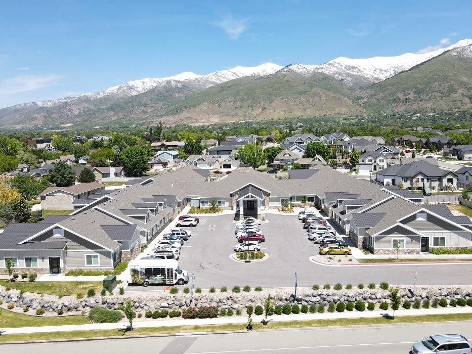 Images Whisper Cove Assisted Living and Memory Care