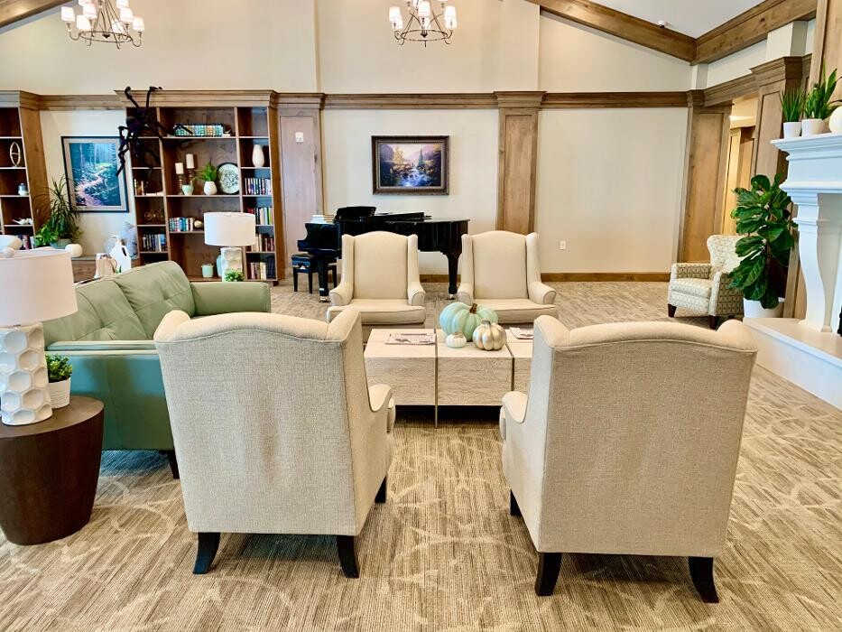 Images Whisper Cove Assisted Living and Memory Care