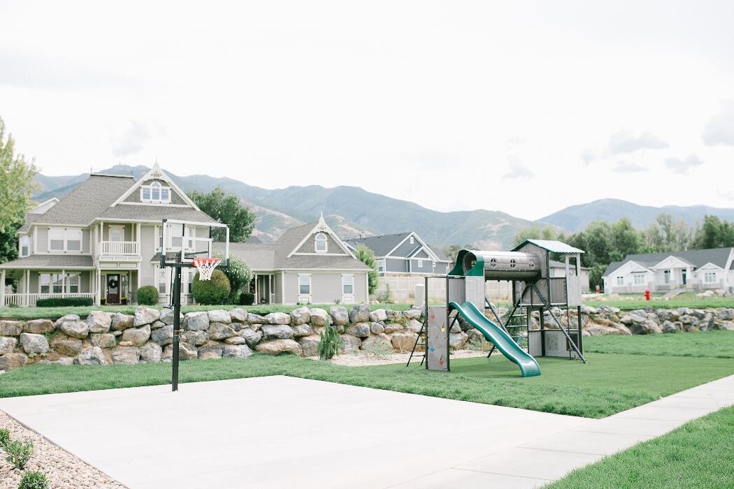 Images Whisper Cove Assisted Living and Memory Care