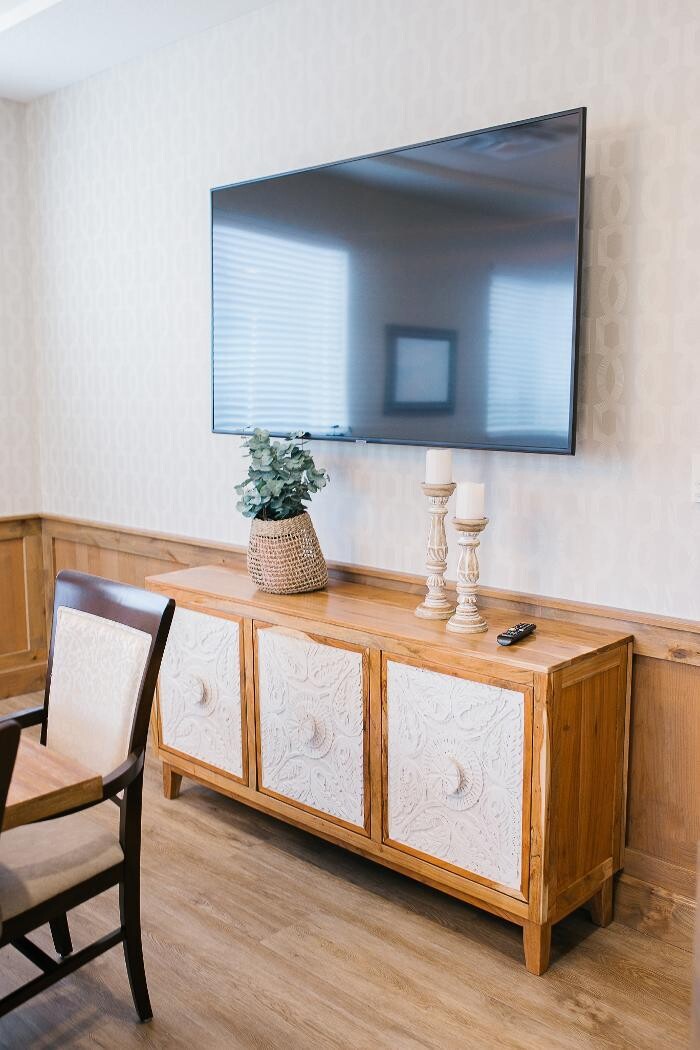 Images Whisper Cove Assisted Living and Memory Care