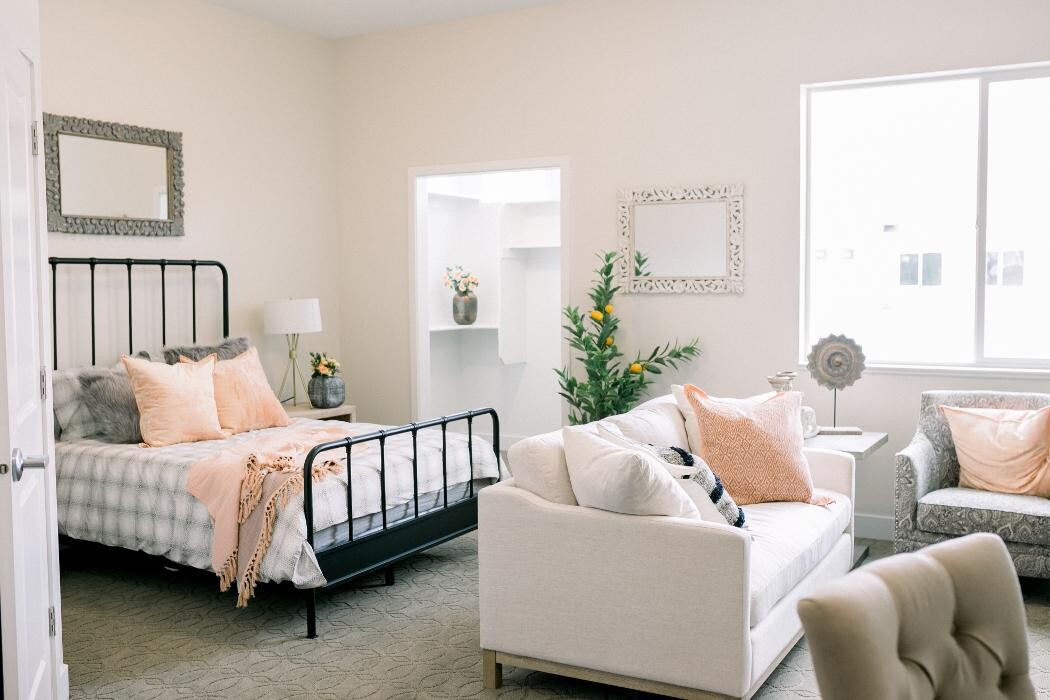 Images Whisper Cove Assisted Living and Memory Care