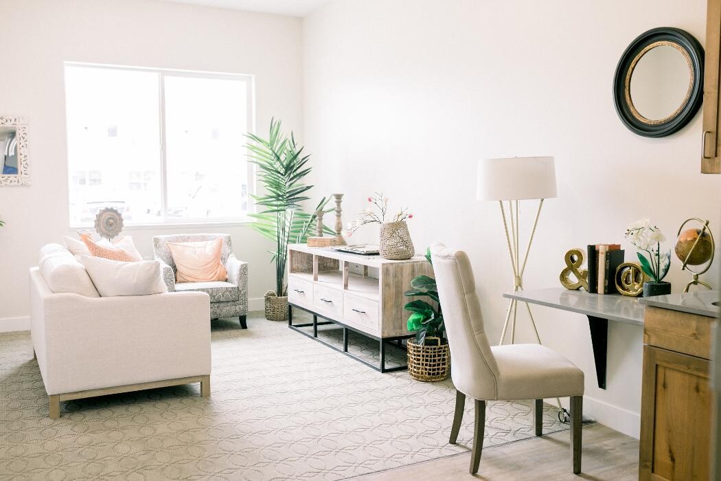 Images Whisper Cove Assisted Living and Memory Care