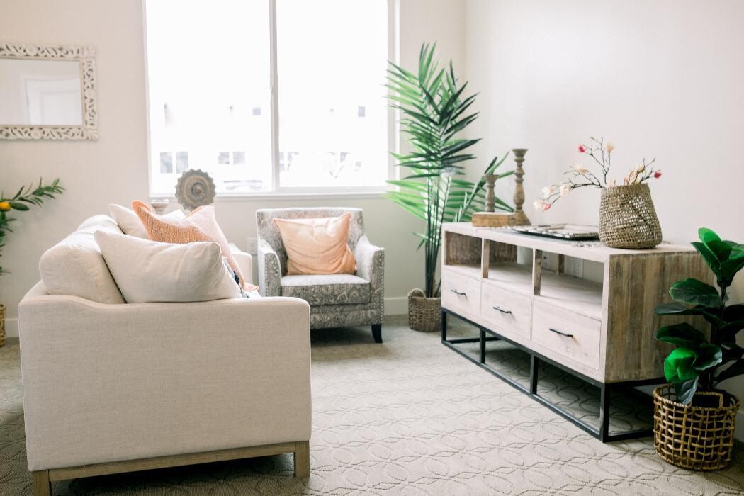 Images Whisper Cove Assisted Living and Memory Care