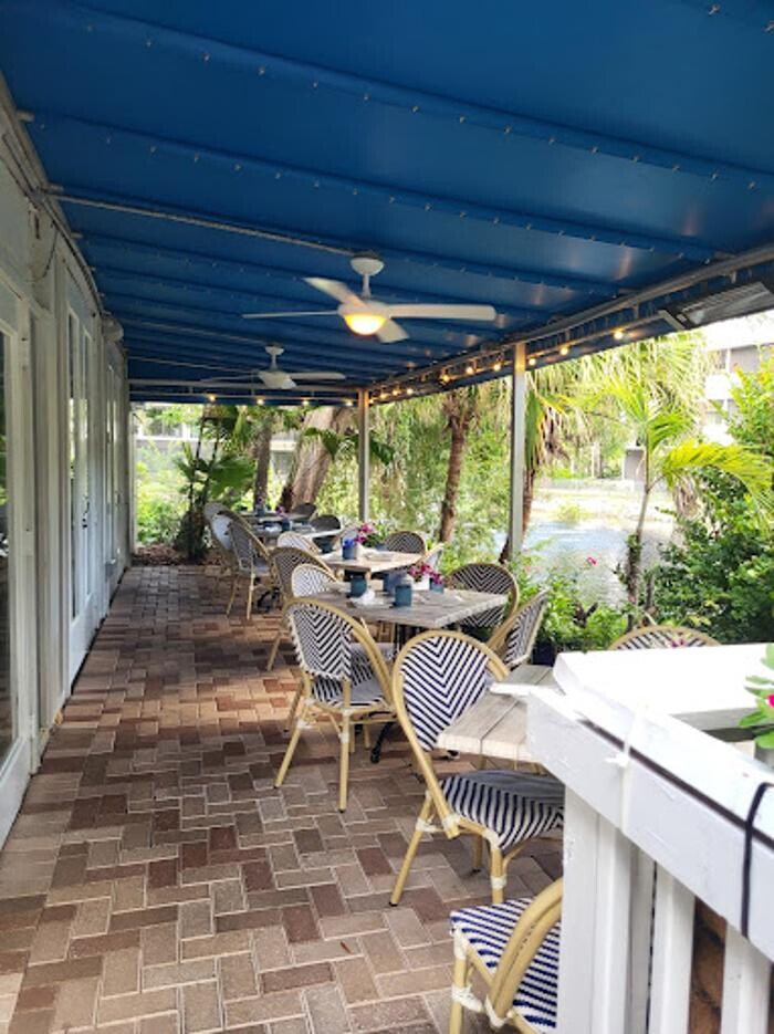 Images Hogfish Harry's Restaurant + Bar