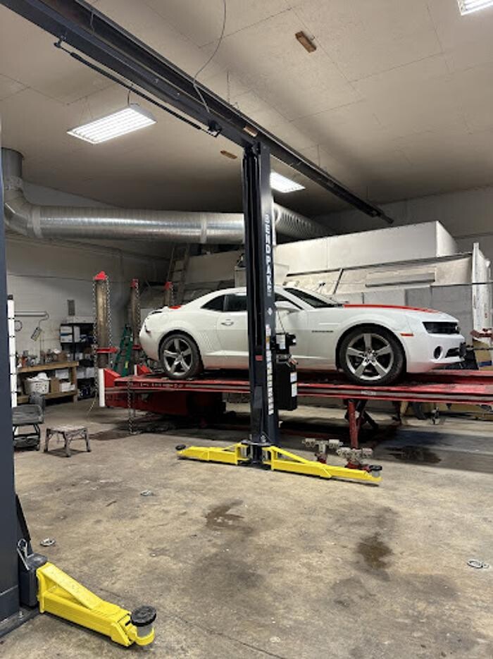 Images Alex's Paint & Auto Body