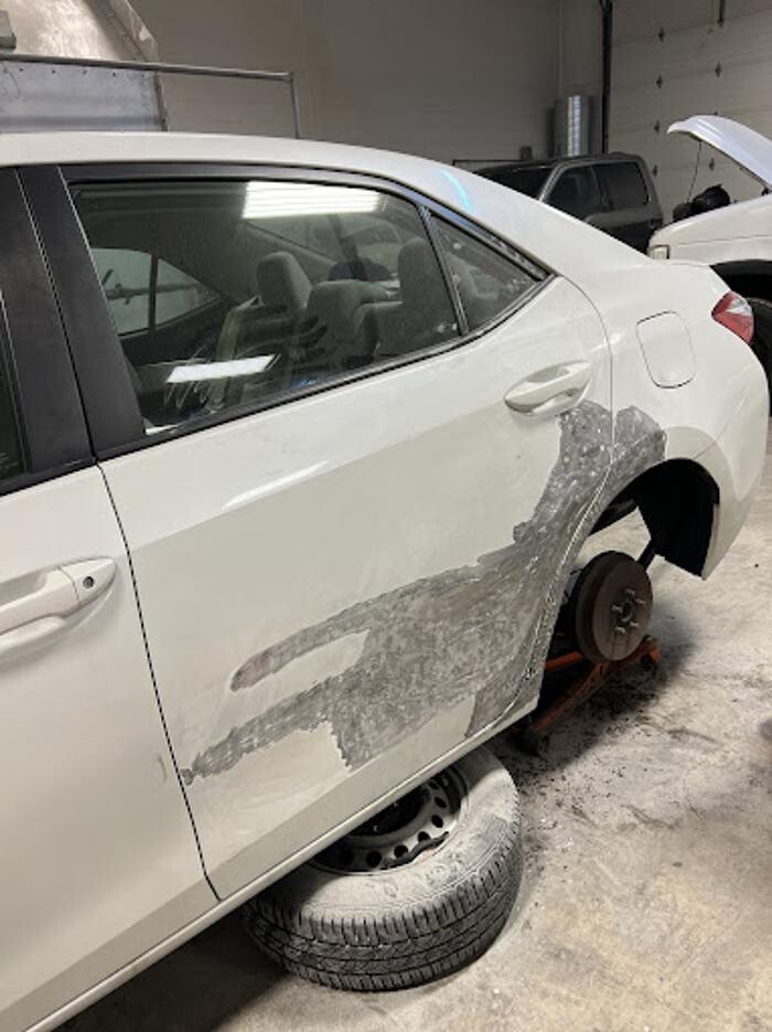 Images Alex's Paint & Auto Body