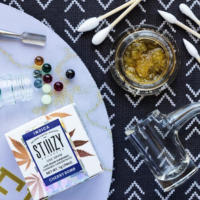 Images STIIIZY Indio Dispensary