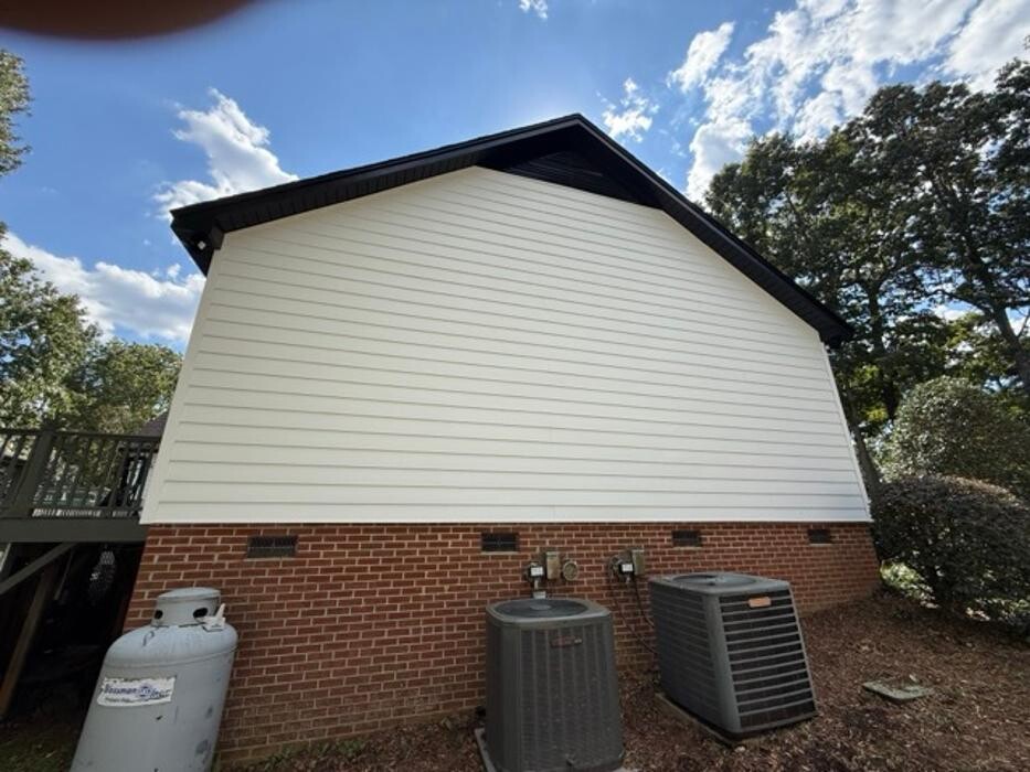 Images Brooks Exteriors