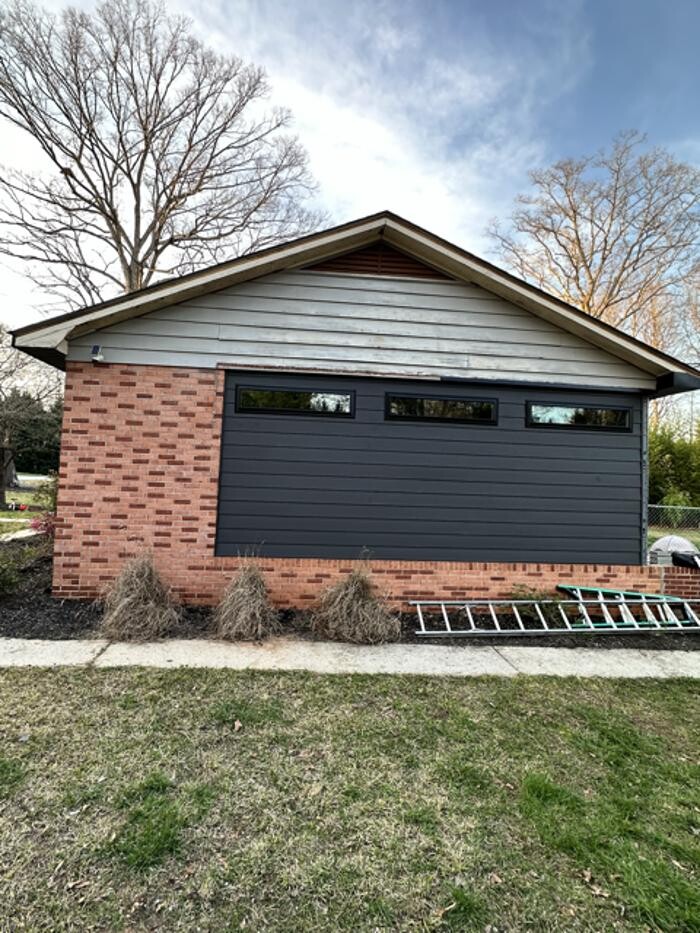 Images Brooks Exteriors