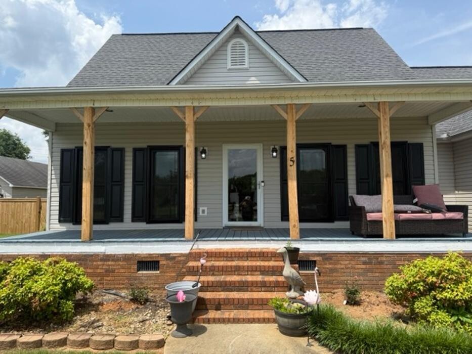 Images Brooks Exteriors