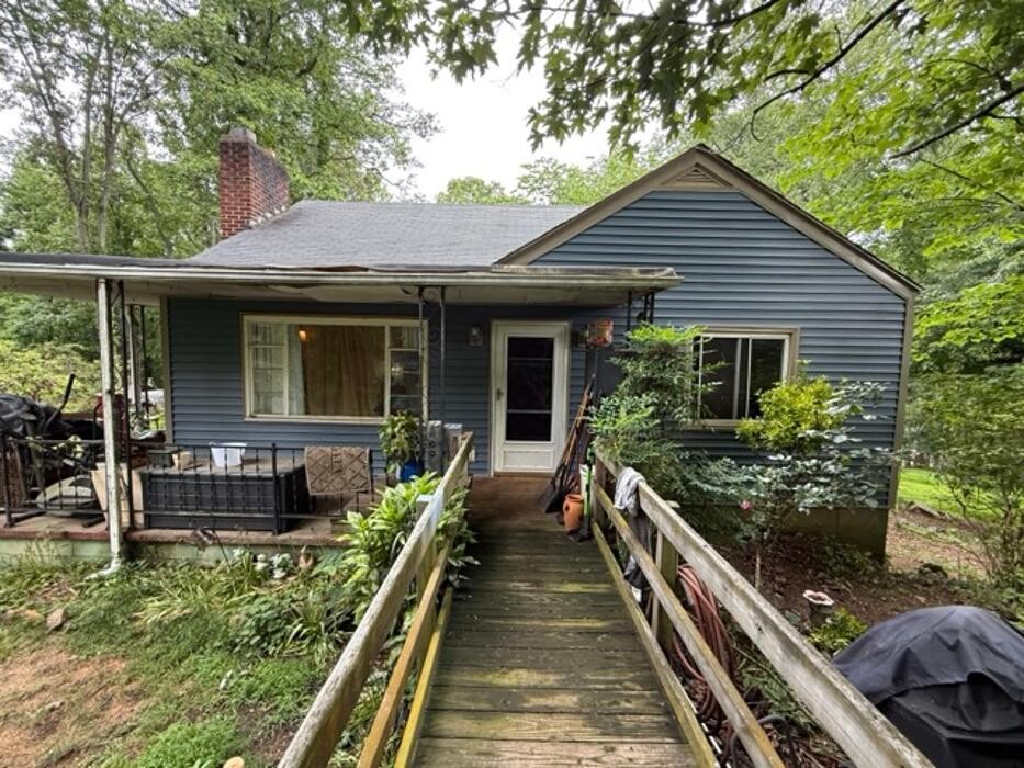 Images Brooks Exteriors