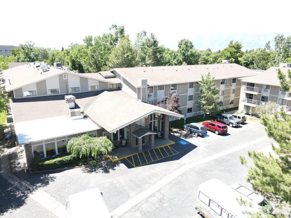 Images Williamsburg Retirement Community
