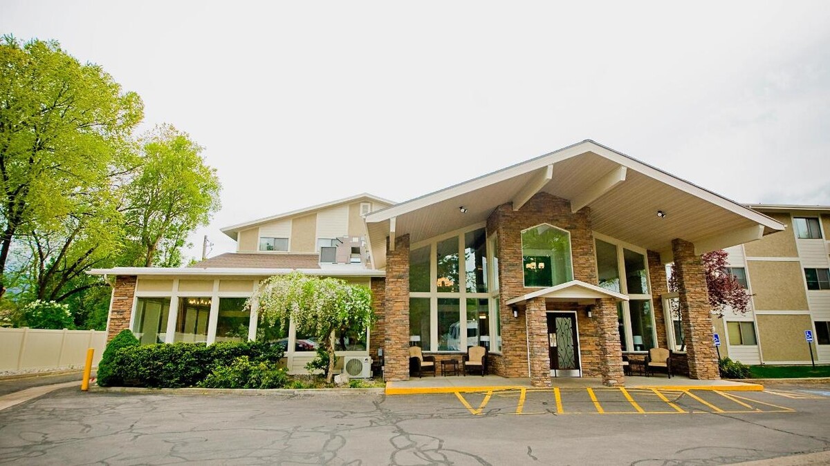 Images Williamsburg Retirement Community
