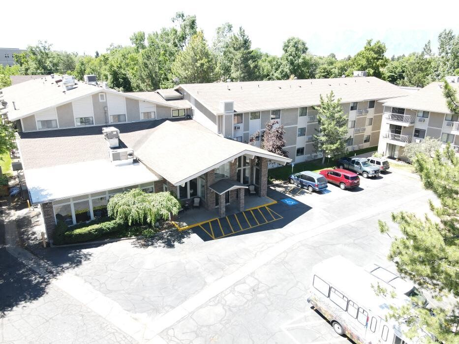 Images Williamsburg Retirement Community