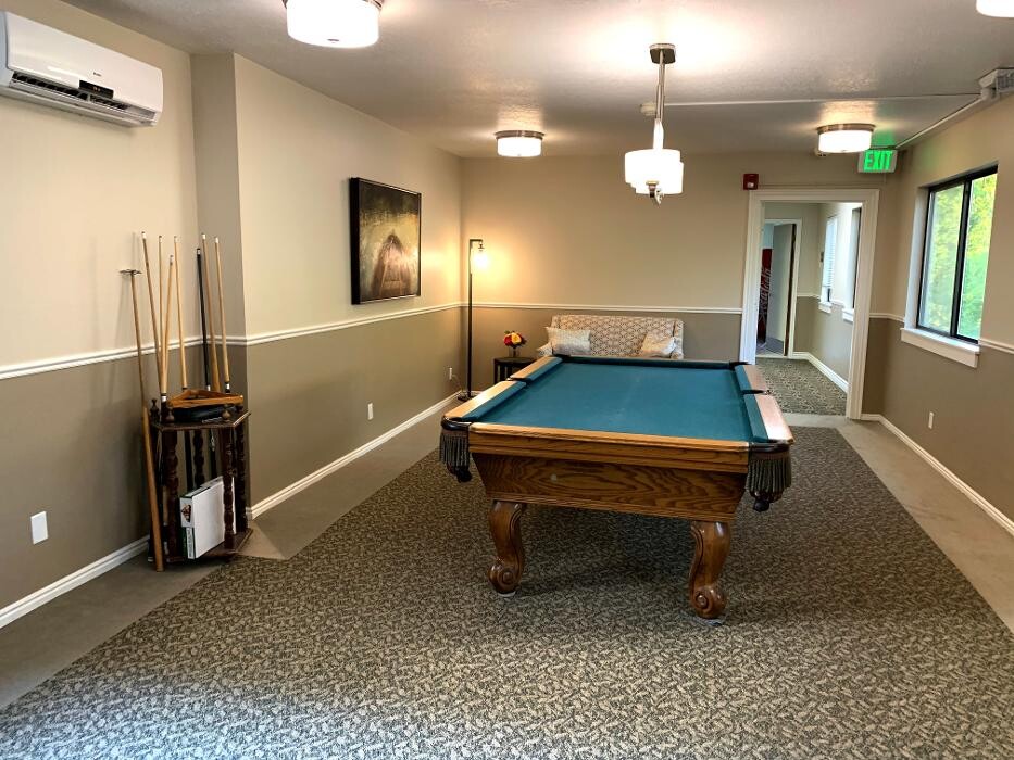 Images Williamsburg Retirement Community