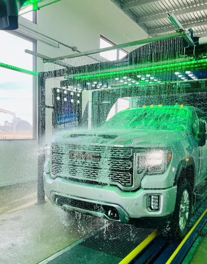 Images ClearWater Express Wash